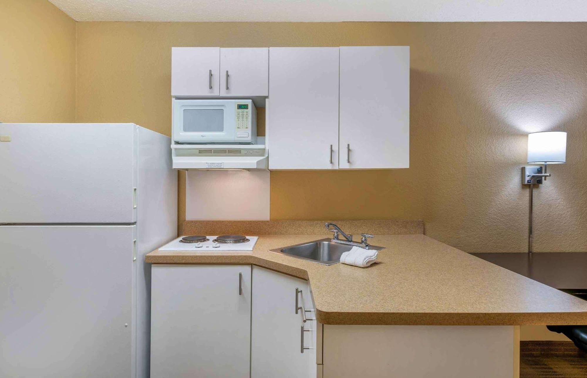 Extended Stay America Suites - Portland - Beaverton Hillsboro - Eider Ct Экстерьер фото