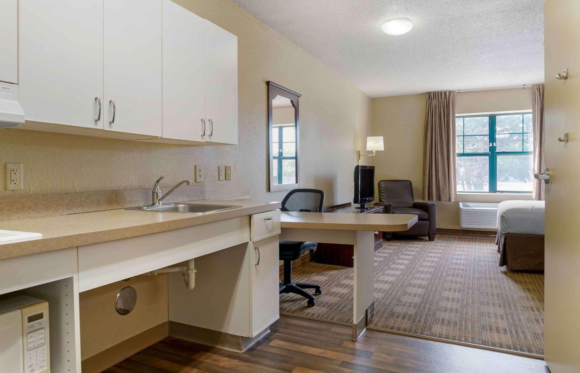 Extended Stay America Suites - Portland - Beaverton Hillsboro - Eider Ct Экстерьер фото